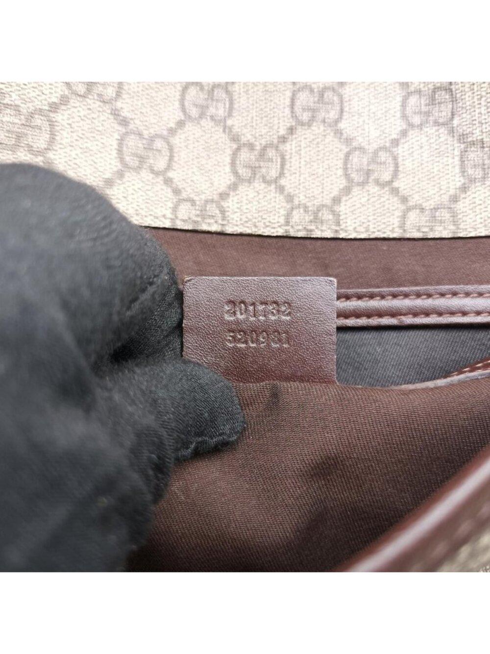 Gucci GG Plus Messenger Brown Leather - Picture 11 of 16
